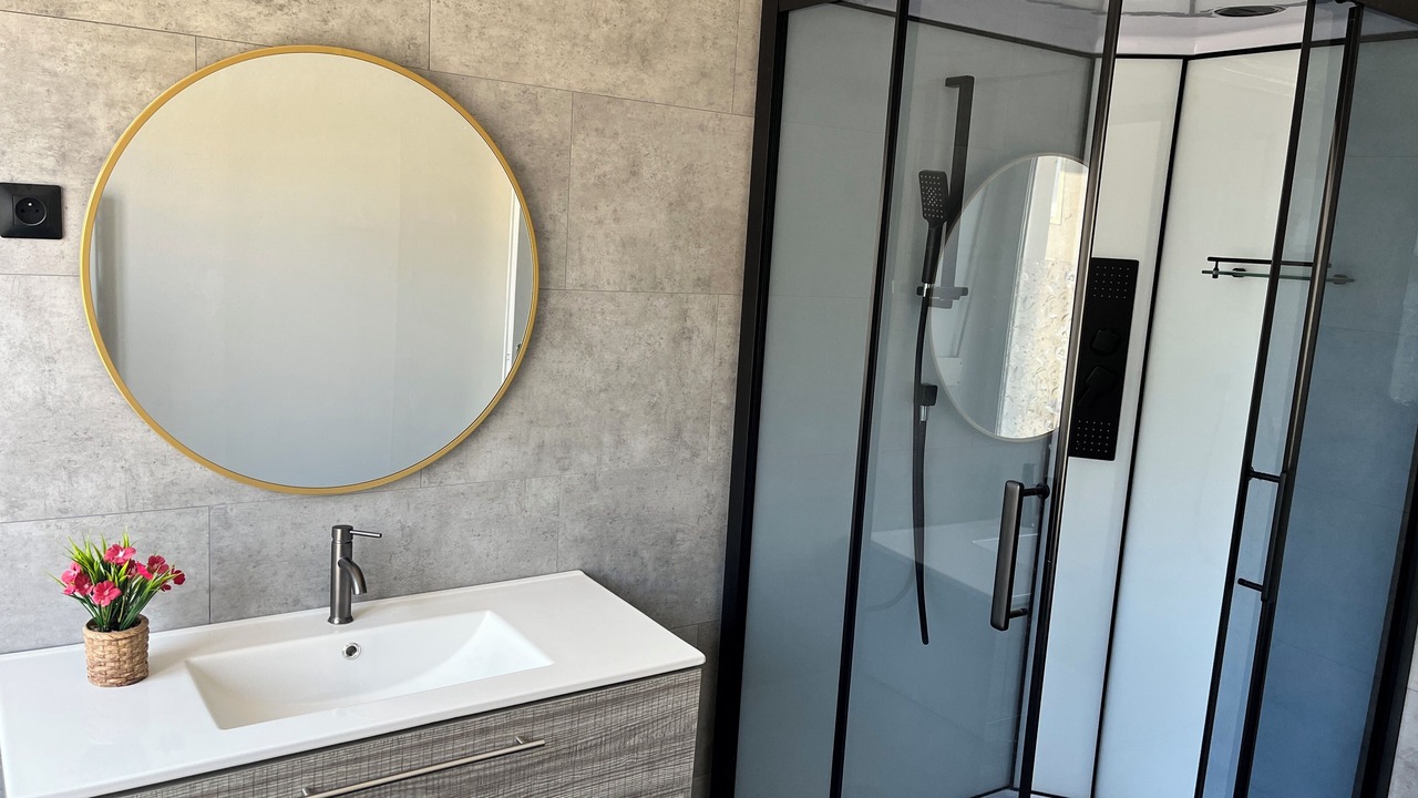 Photo of Bathroom in Damvillers