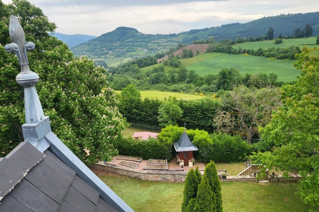 Photo of Outdoor in Saint-Just-d'Avray