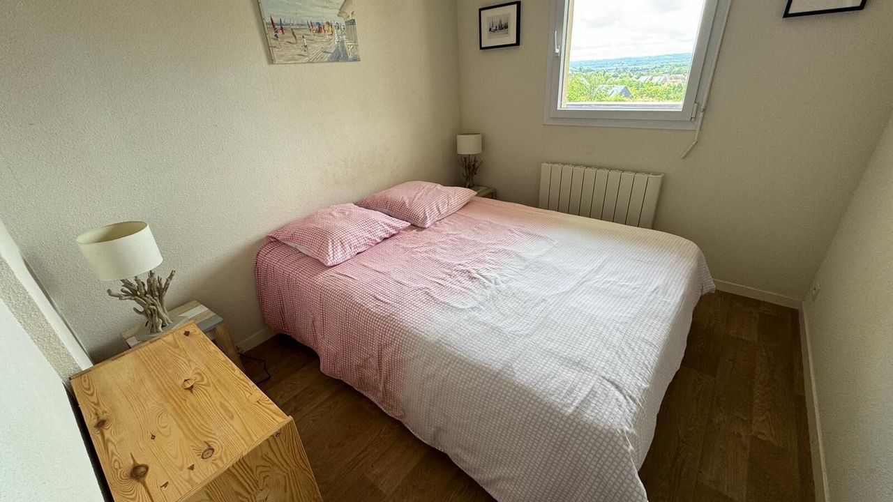 Photo of Bedroom in Touques