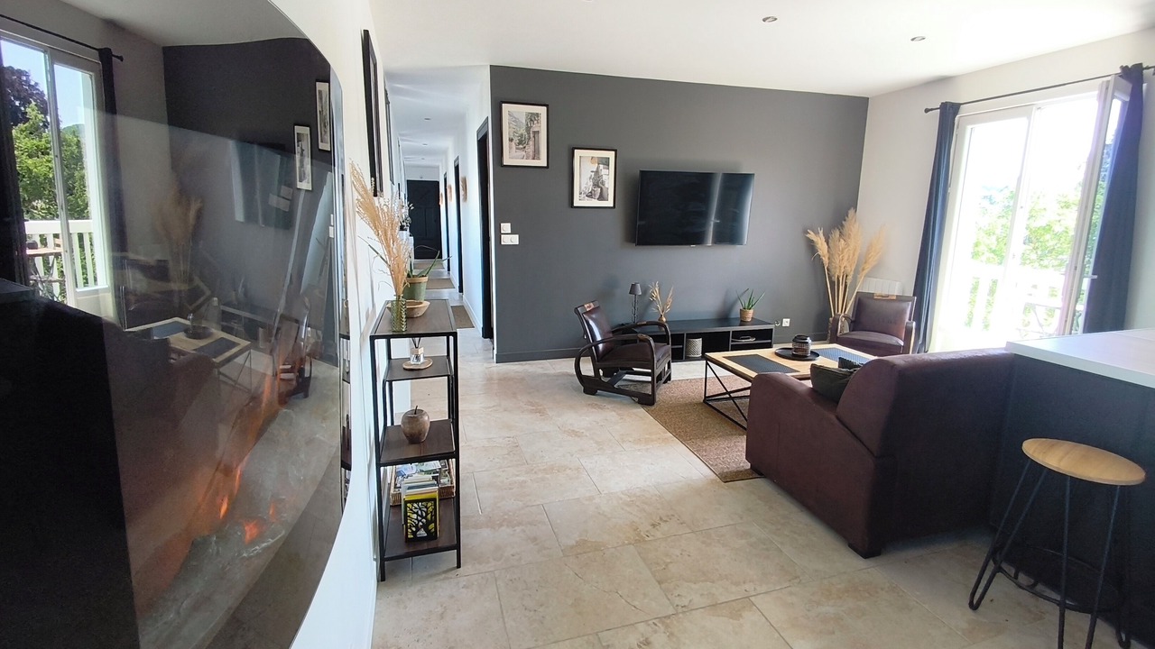 Photo of Livingroom in Saint-Germain-Village