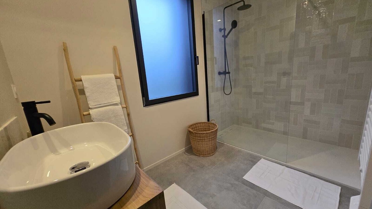 Photo of Bathroom in Milly-la-Foret