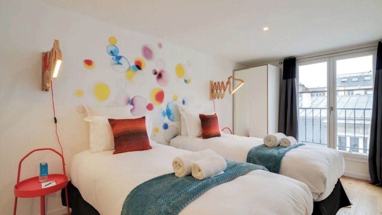 Photo of Bedroom in 9th Arrondissement