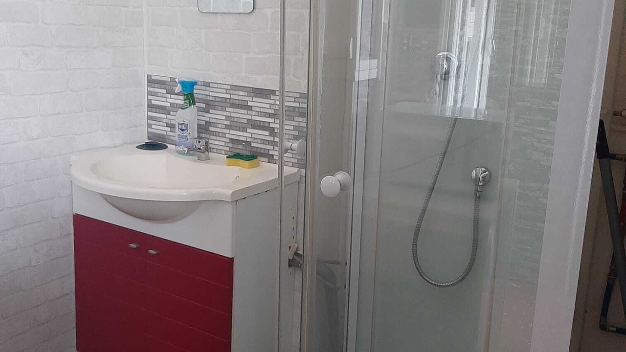 Photo of Bathroom in Saint-Gobert