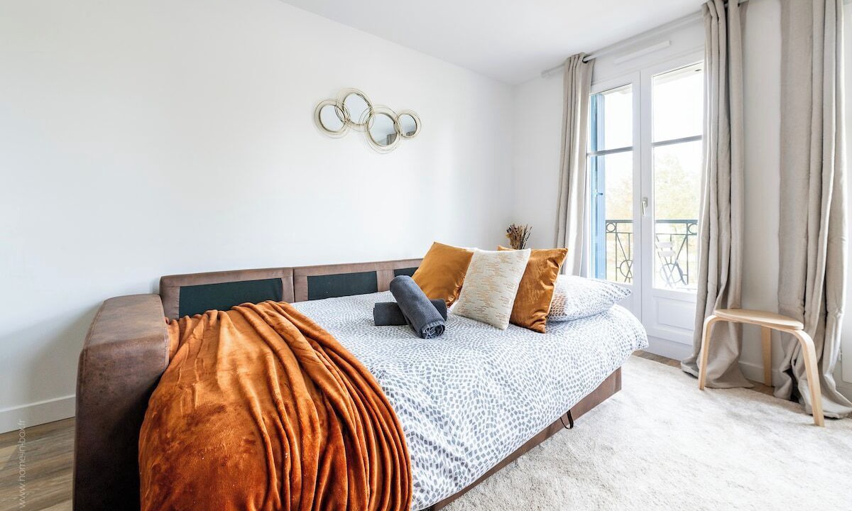 Photo of Bedroom in Bailly-Romainvilliers