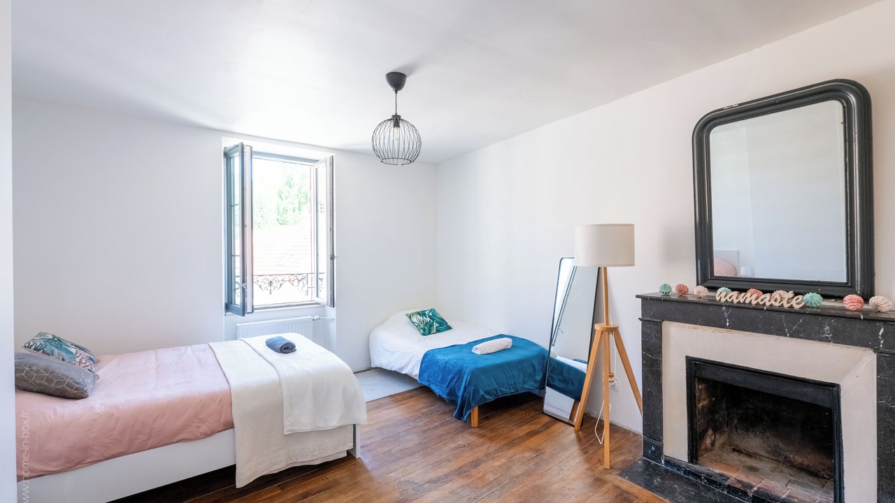 Photo of Bedroom in Dampierre-en-Yvelines