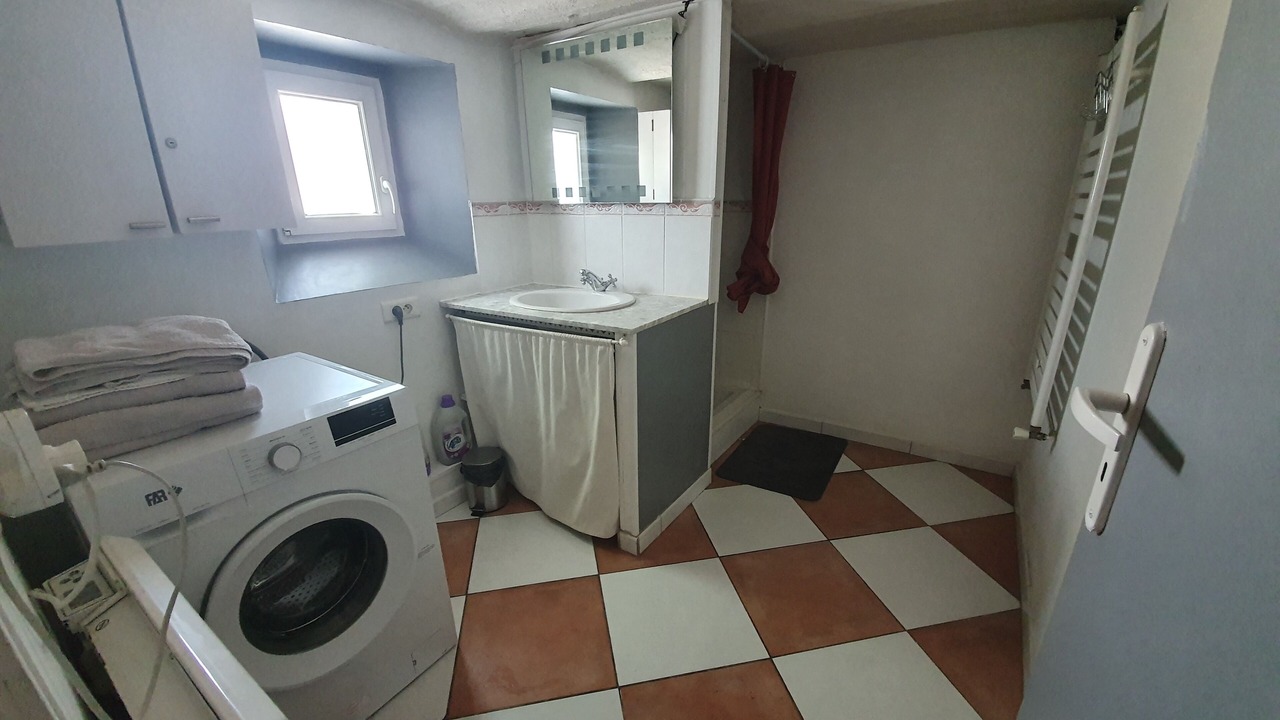 Photo of Bathroom in Livry-Gargan