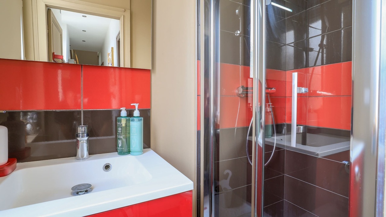 Photo of Bathroom in Saint-Jacques - Saint-Roch