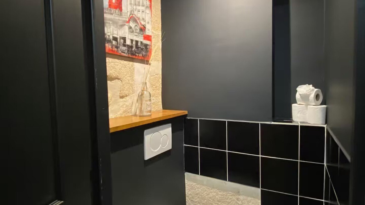 Photo of Bathroom in 4th Arrondissement