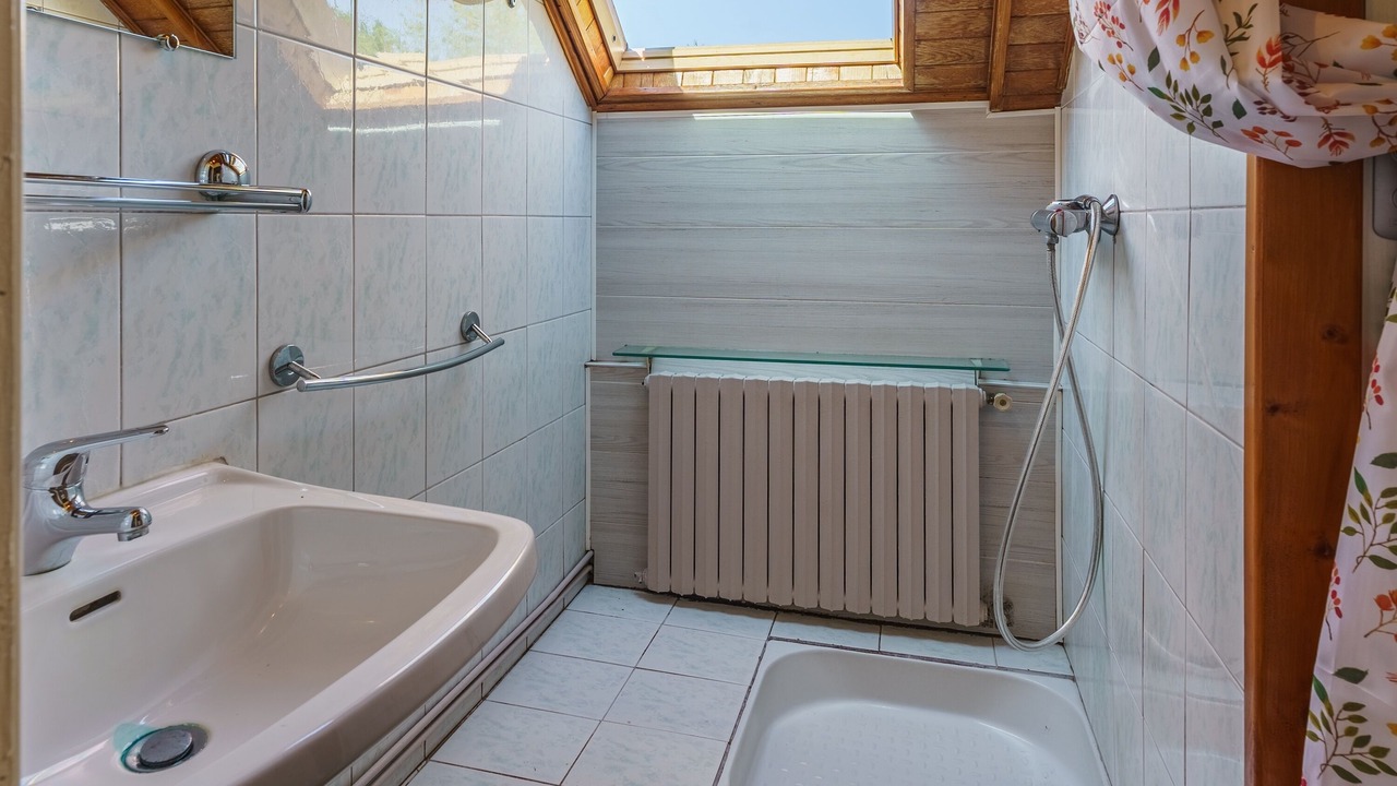 Photo of Bathroom in Saint-Prix