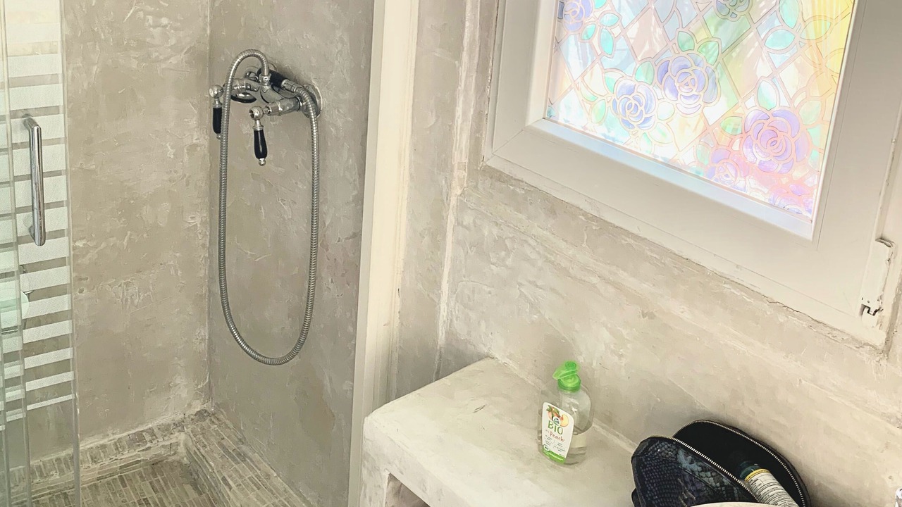 Photo of Bathroom in Notre-Dame-des-Champs