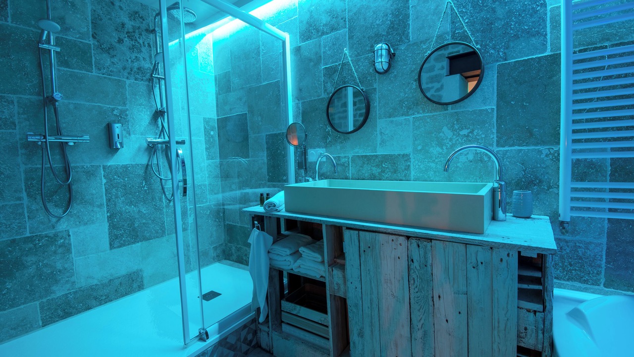 Photo of Bathroom in Faubourg North