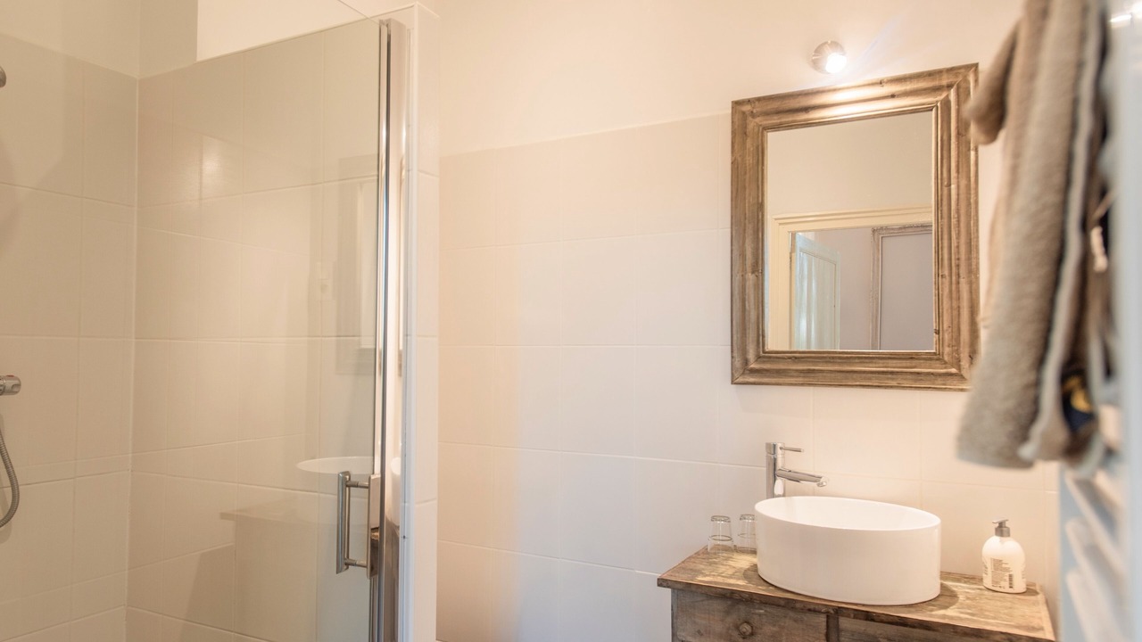Photo of Bathroom in Saint-Saulge
