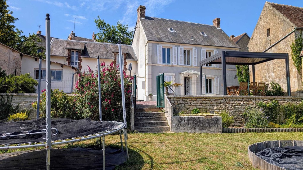 Photo of Patio Balcony in Le Merlerault