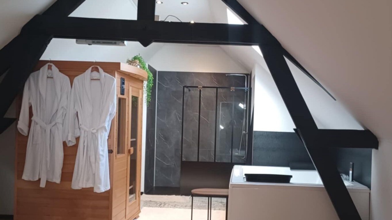 Photo of Bathroom in Quievrechain