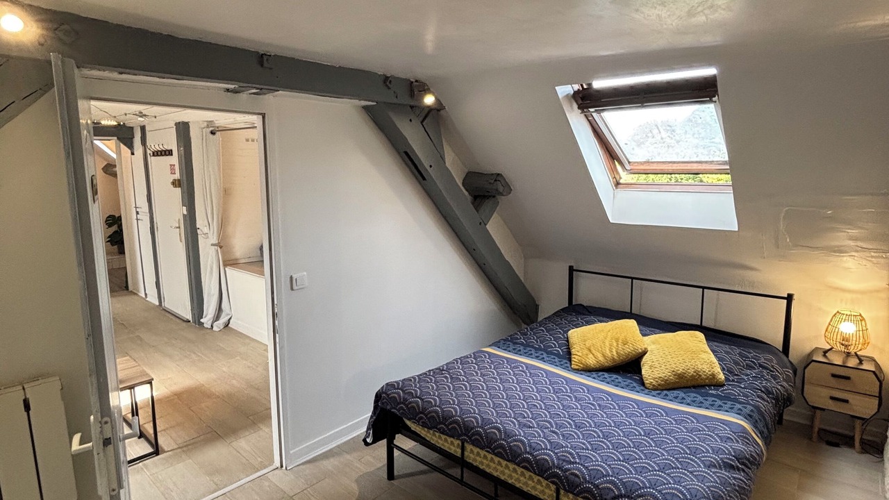 Photo of Bedroom in La Chapelle-en-Serval