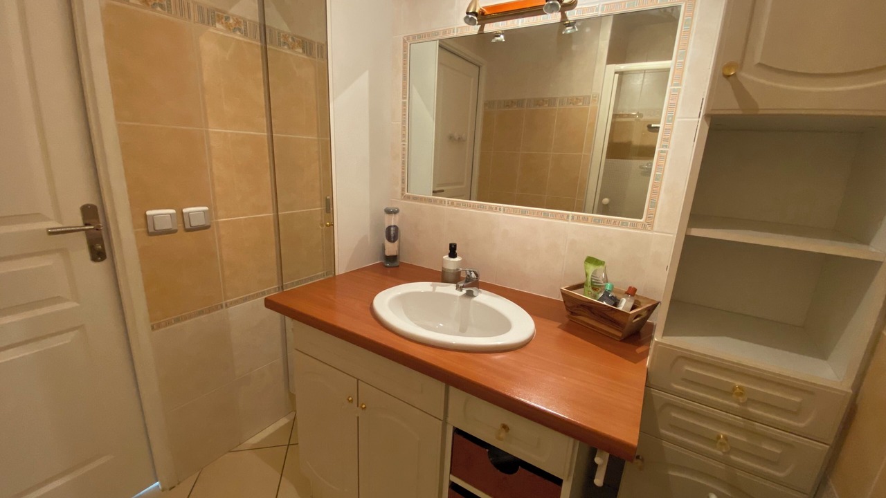 Photo of Bathroom in La Heuniere