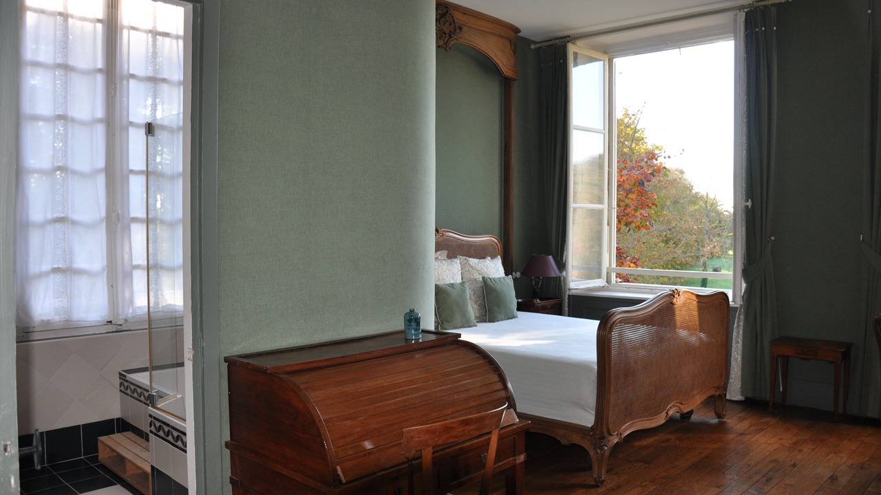 Photo of Bedroom in Senlis