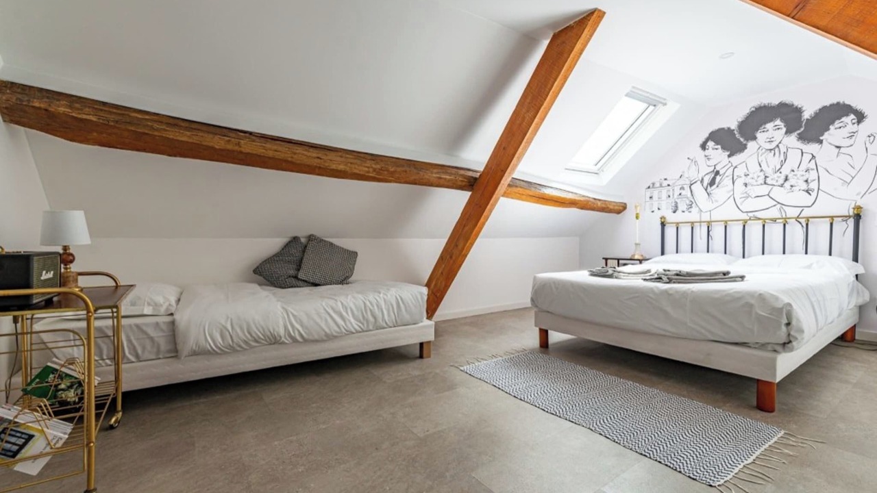 Photo of Bedroom in Flavigny-sur-Ozerain