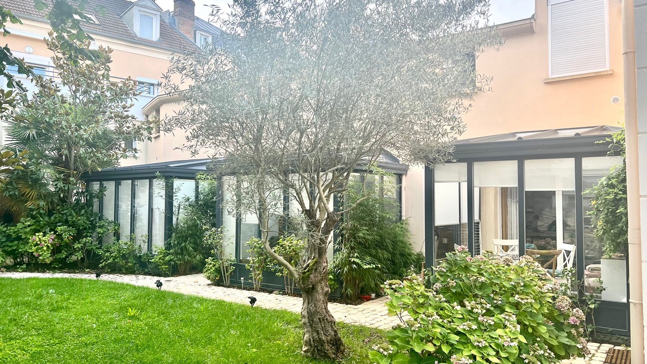 Photo of Outdoor in Saint-Remy-les-Chevreuse