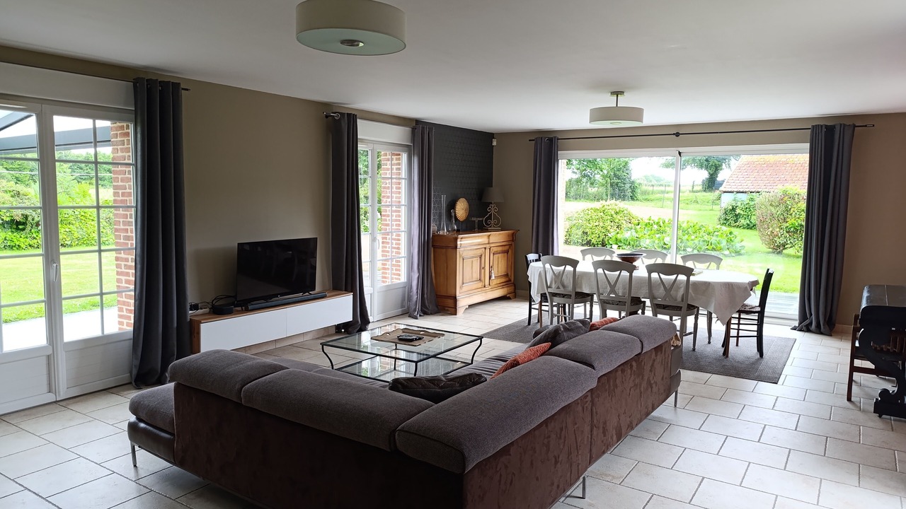 Photo of Livingroom in Saint-Aubin-Routot