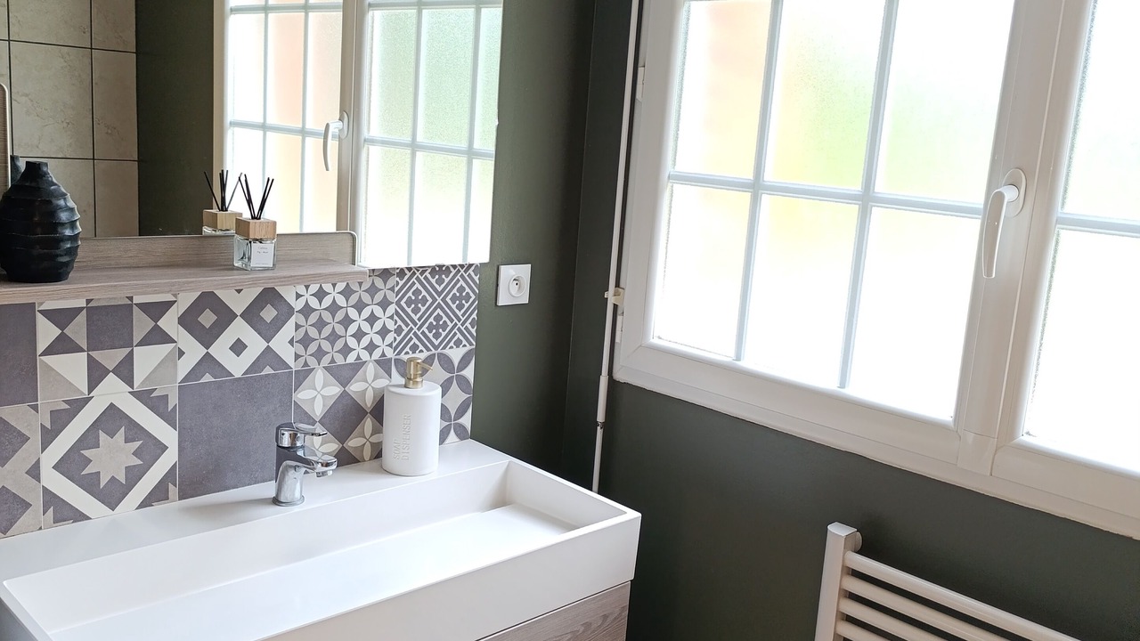 Photo of Bathroom in Saint-Aubin-Routot