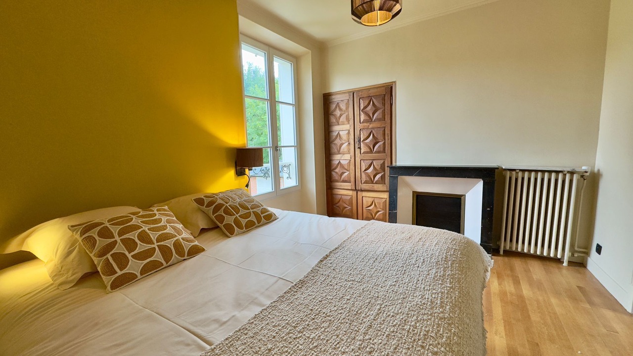 Photo of Bedroom in Fontainebleau