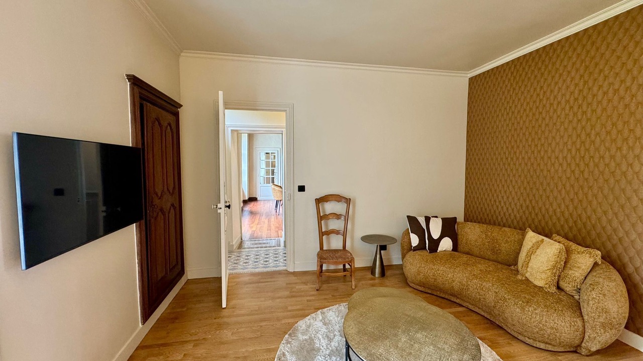 Photo of Livingroom in Fontainebleau