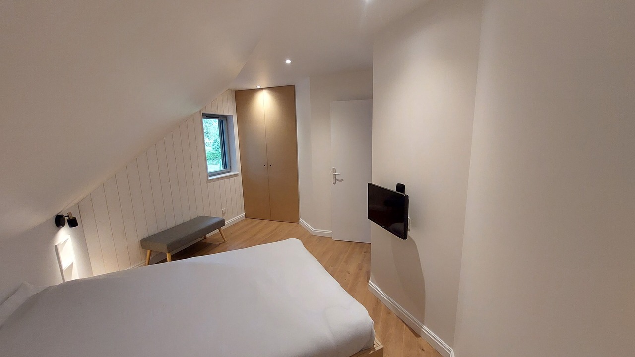 Photo of Bedroom in Longueil