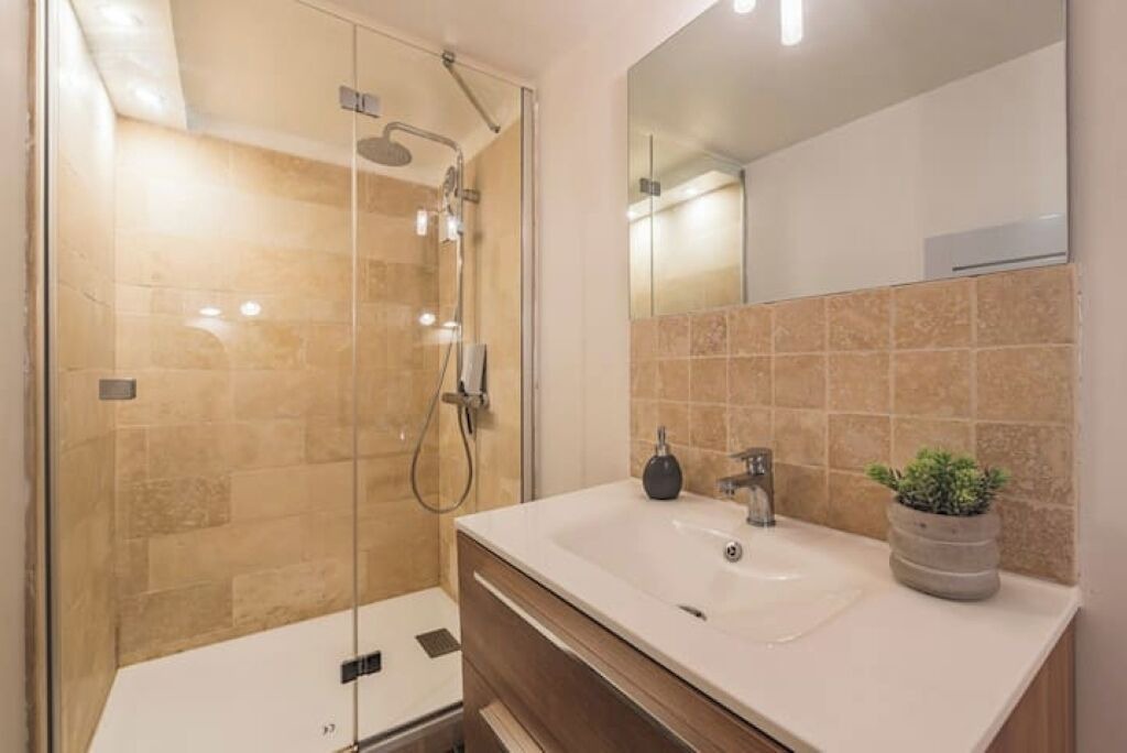Photo of Bathroom in Hincmar
