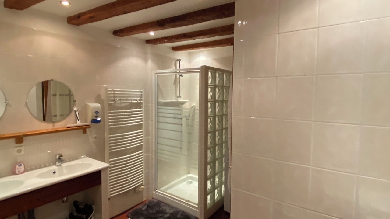Photo of Bathroom in Courgivaux