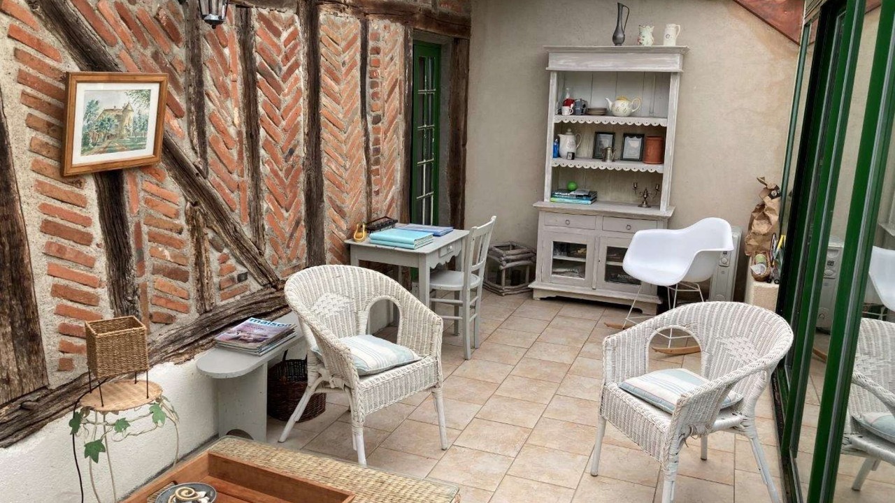 Photo of Outdoor in Nevoy