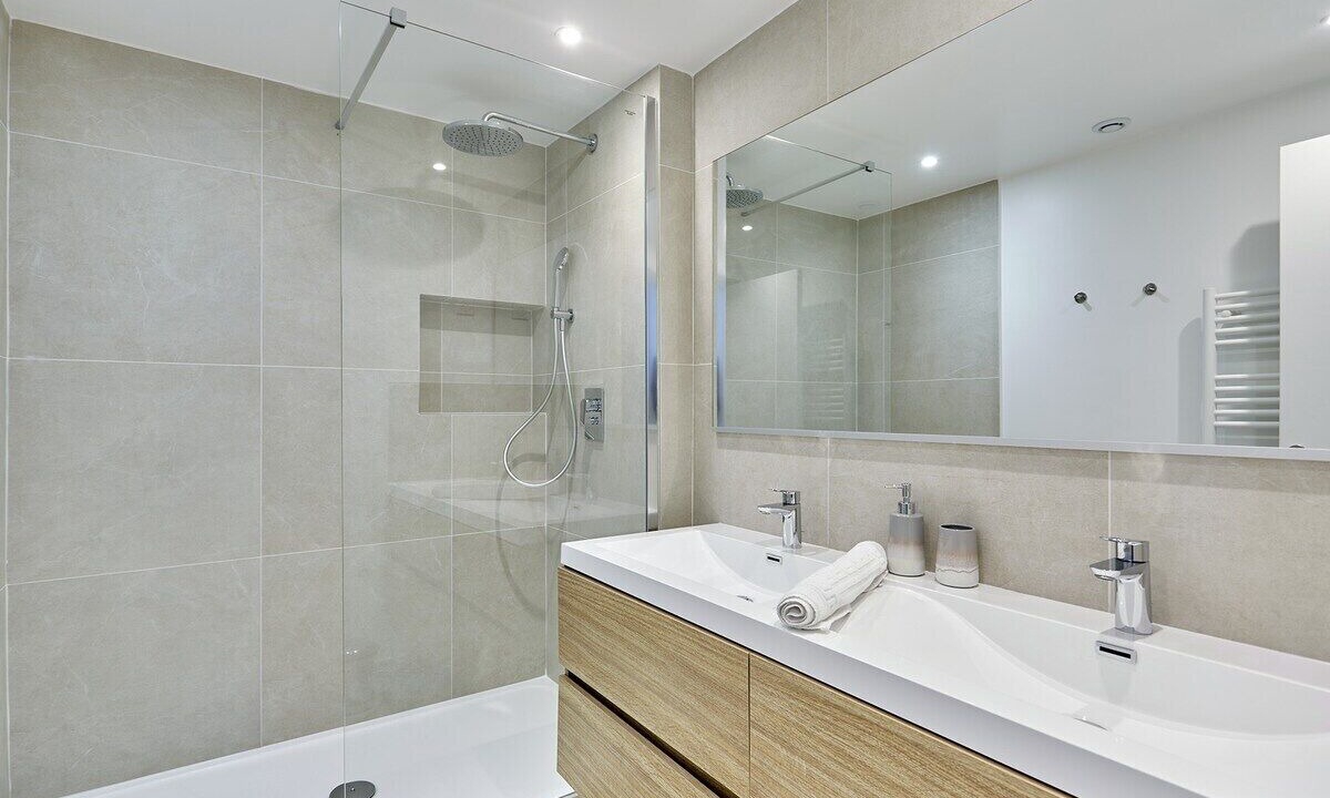 Photo of Bathroom in Vivienne