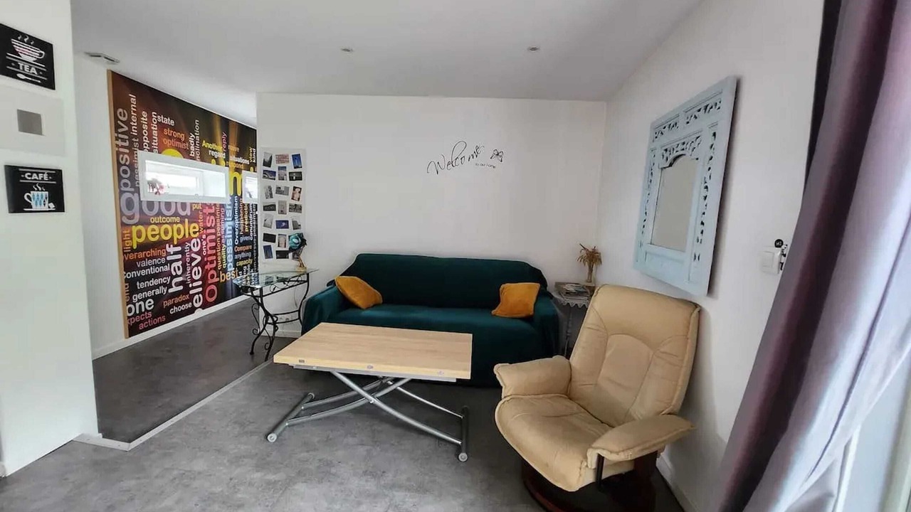 Photo of Livingroom in Cote Est Soquence