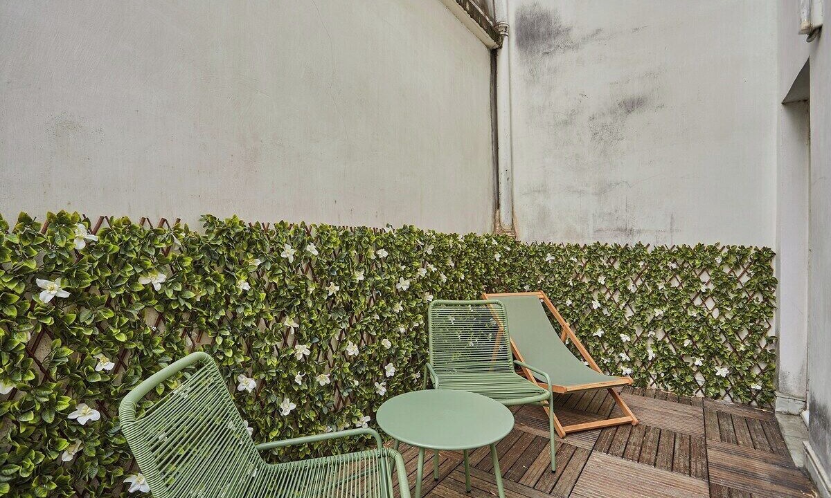Photo of Patio Balcony in 7th Arrondissement