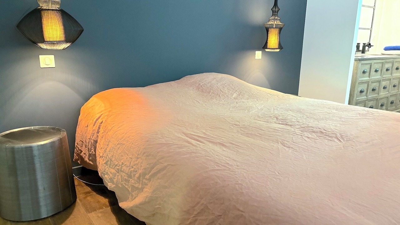 Photo of Bedroom in Les Mesnuls