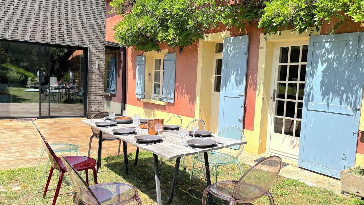 Photo of Outdoor in Les Mesnuls