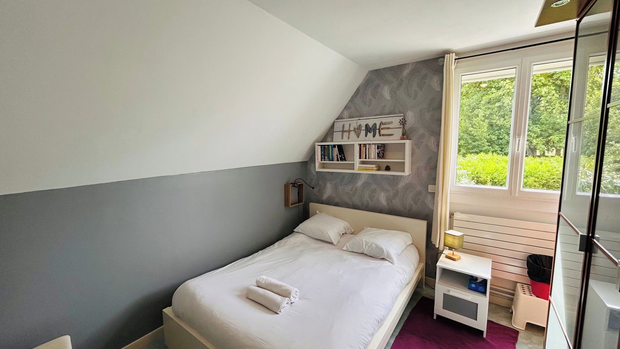 Photo of Bedroom in Reims