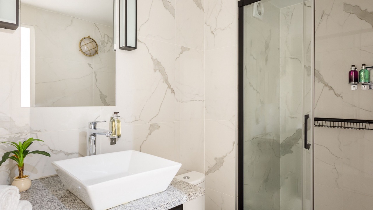 Photo of Bathroom in Quartier du Mail