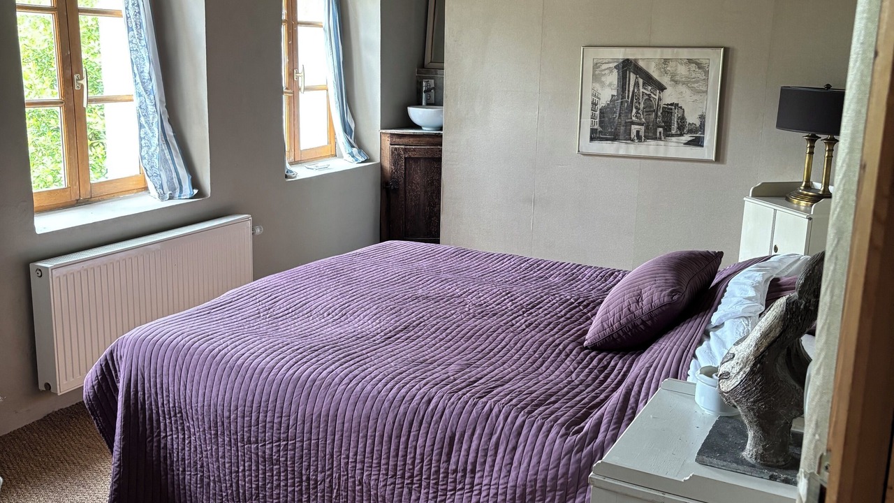 Photo of Bedroom in Saint-Didier-sur-Arroux