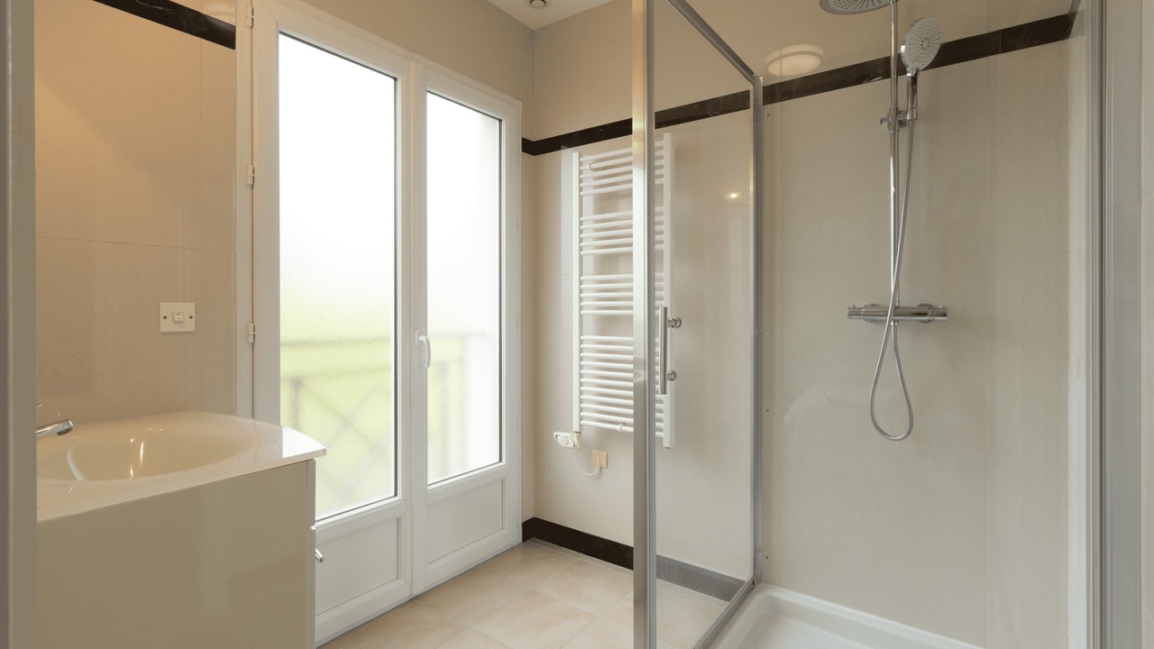 Photo of Bathroom in Bry-sur-Marne