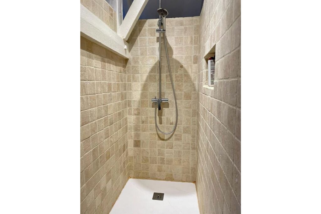 Photo of Bathroom in Roinvilliers