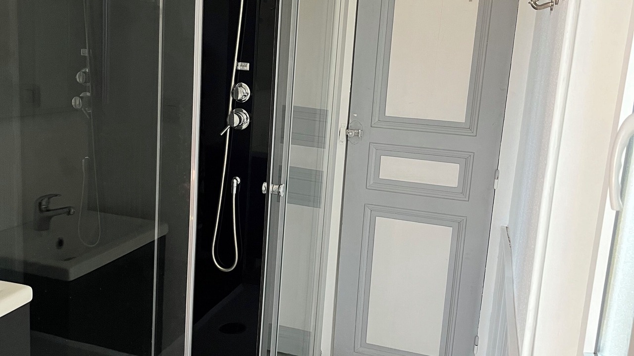 Photo of Bathroom in Saint-Pierre-le-Moutier