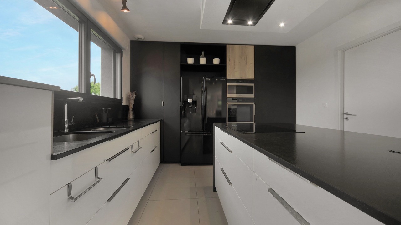 Photo of Kitchen in Sainghin-en-Melantois