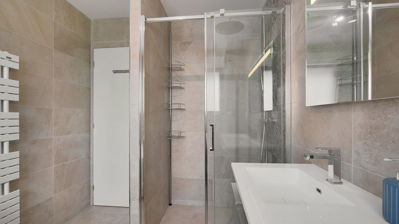 Photo of Bathroom in Sainghin-en-Melantois