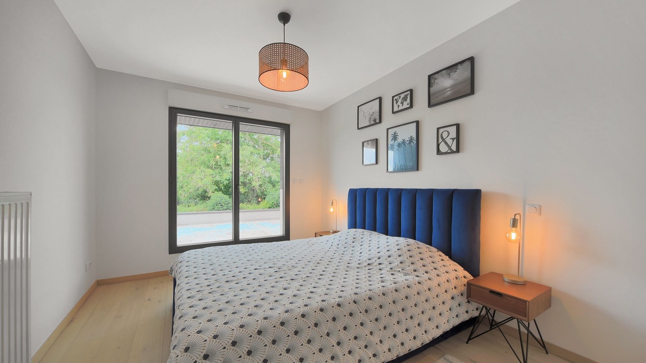 Photo of Bedroom in Sainghin-en-Melantois