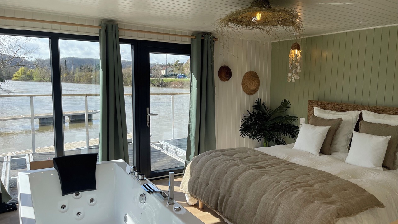 Photo of Bedroom in Bennecourt