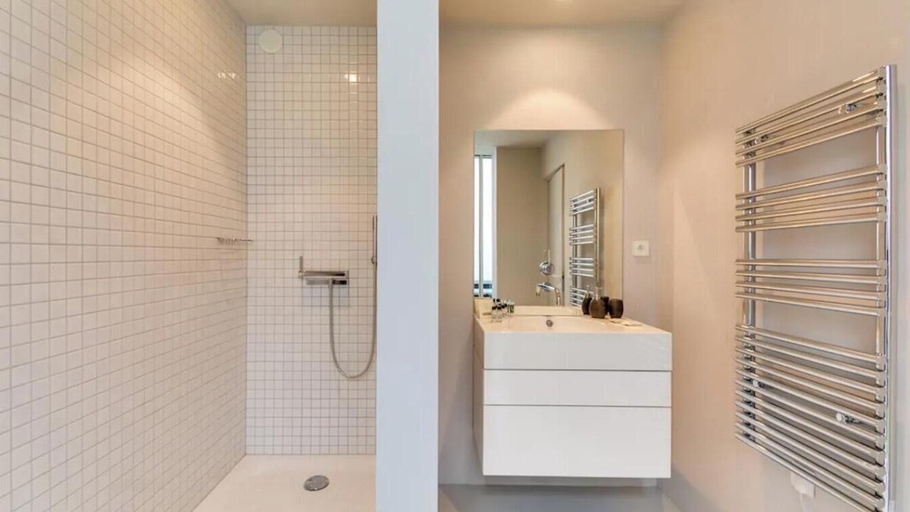 Photo of Bathroom in 14th Arrondissement