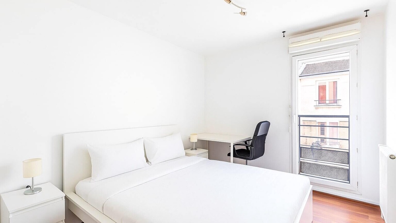 Photo of Bedroom in Argenteuil