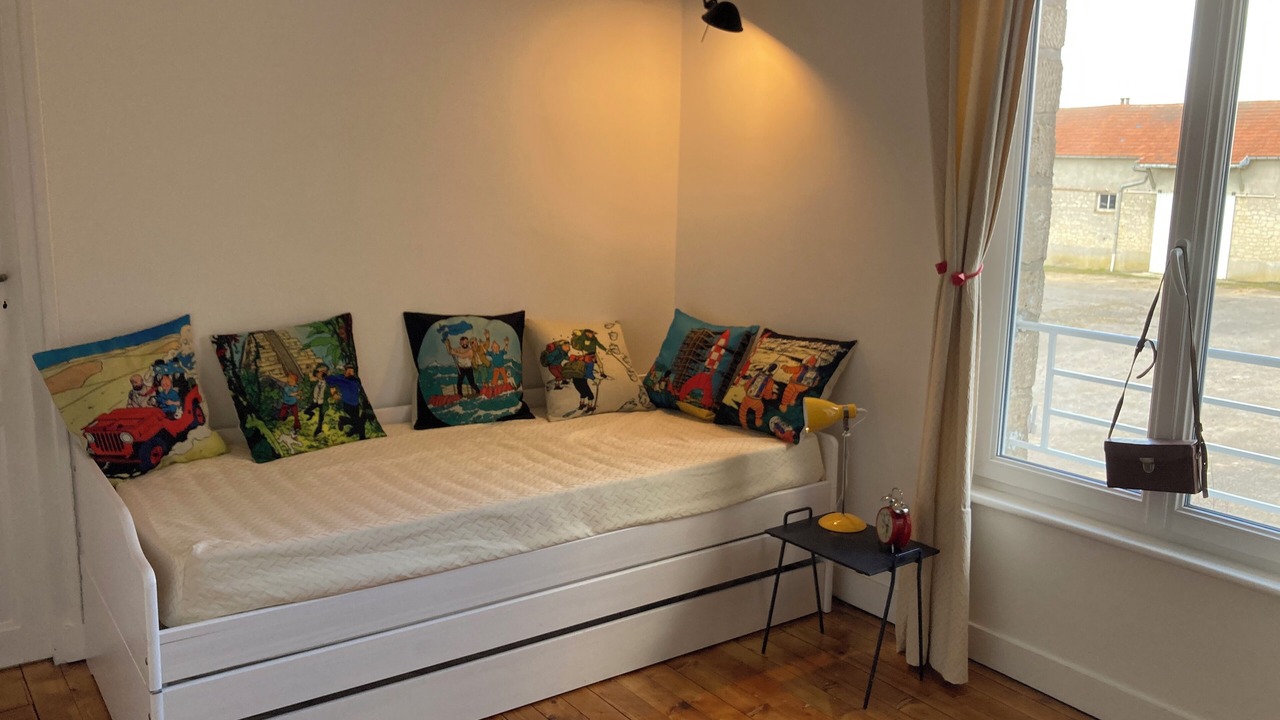 Photo of Bedroom in Samoussy
