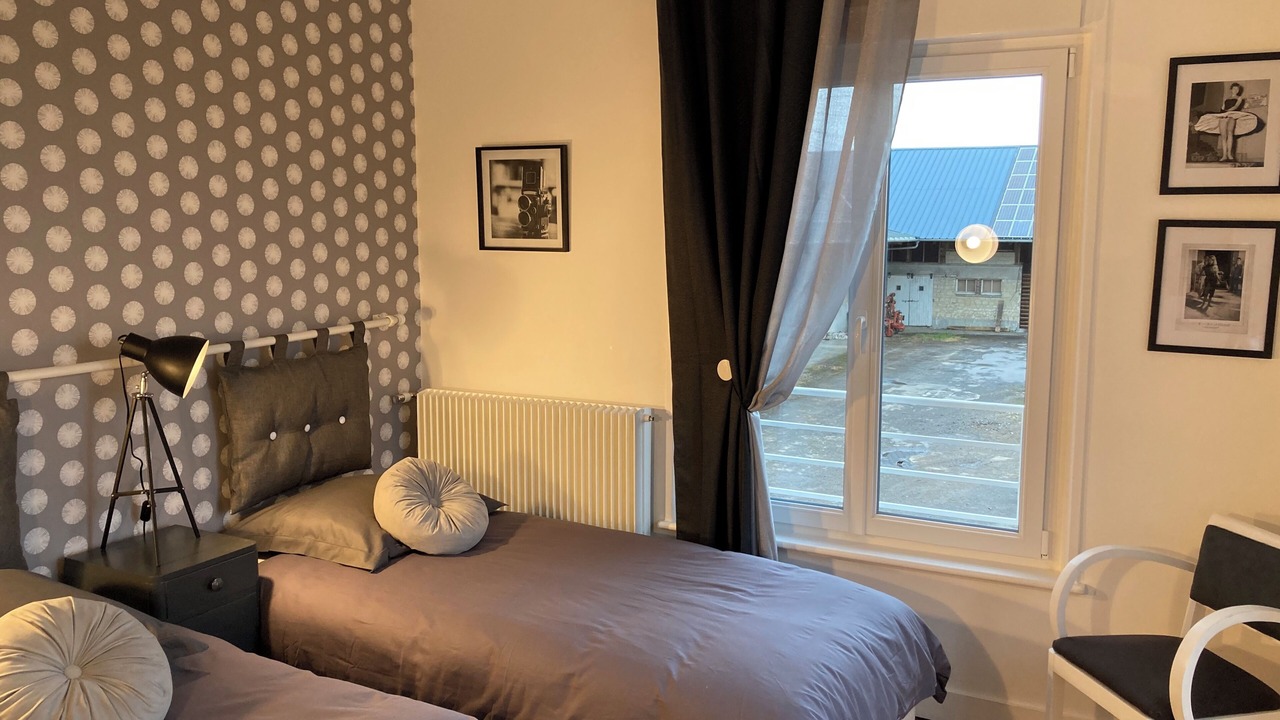 Photo of Bedroom in Samoussy